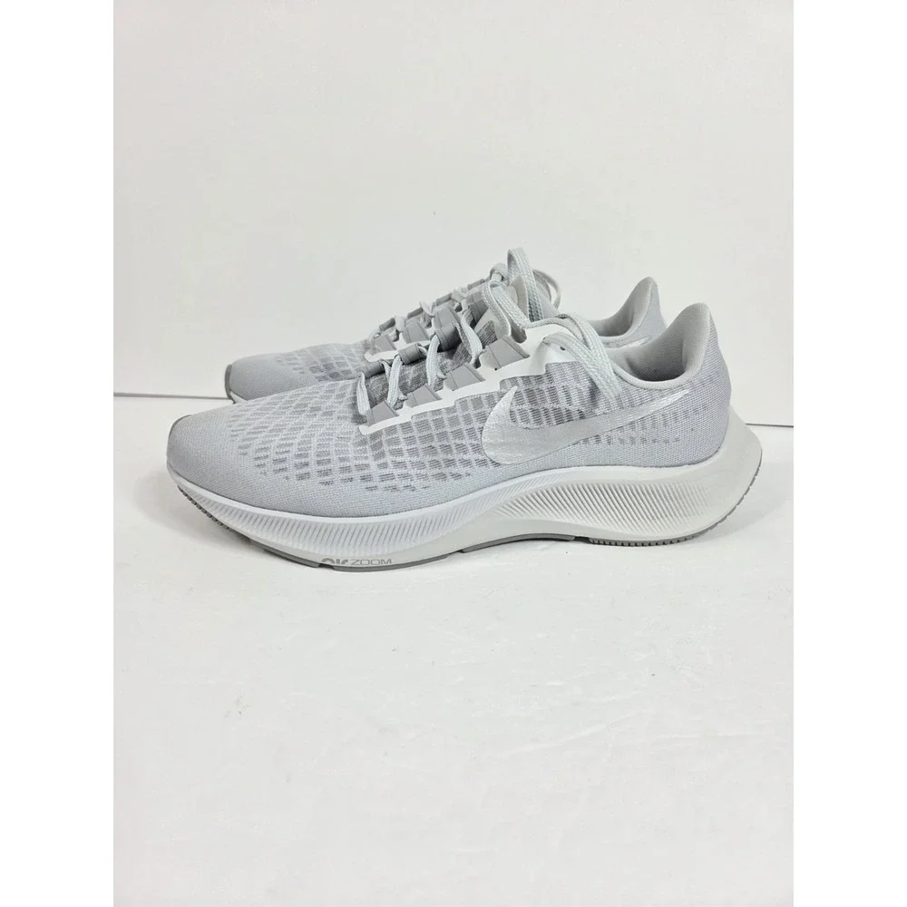 Nike Air Zoom Pegasus 37  WOMEN  9 White Silver Sneaker  ( NO INSOLES )